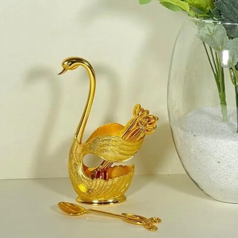 جاقاشقی طرح قو به همراه قاشق چای خوری